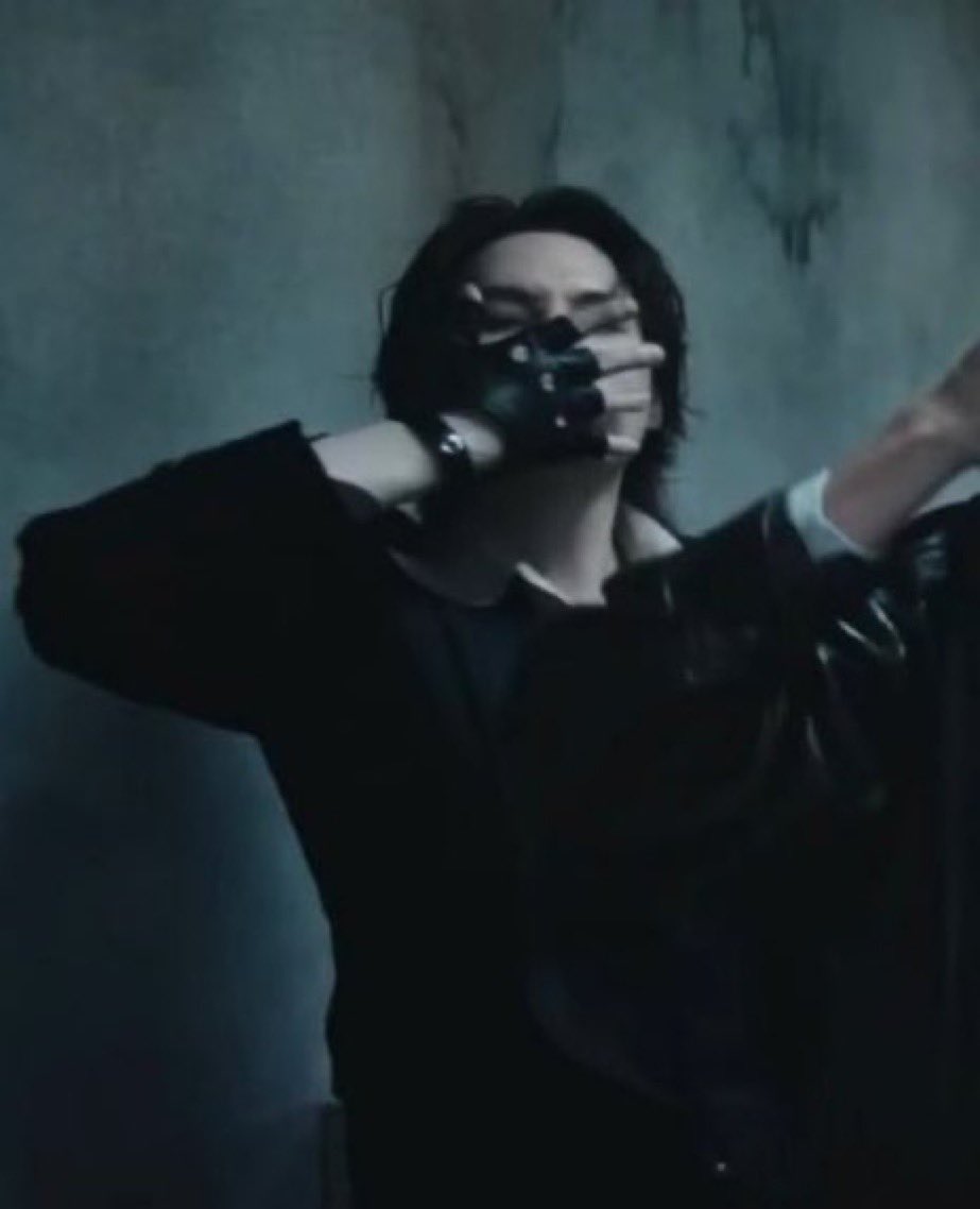 뤰...👙🏊♂️ tweet media