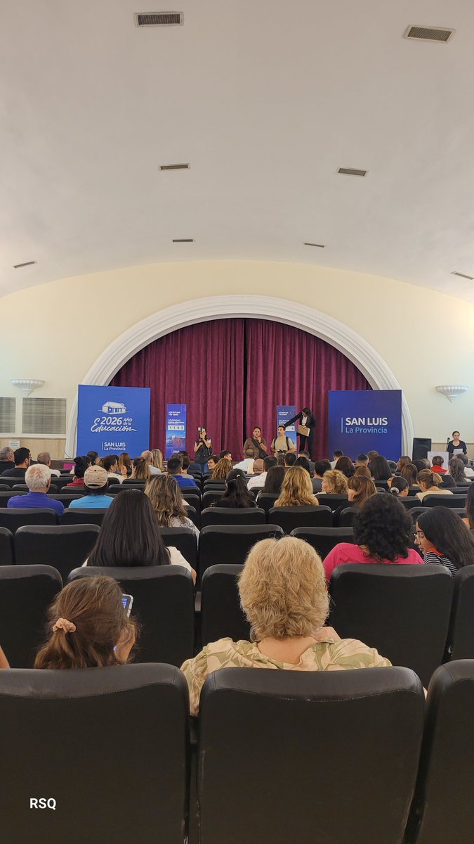 Entrega de escrituras.  PANE PRESENTE