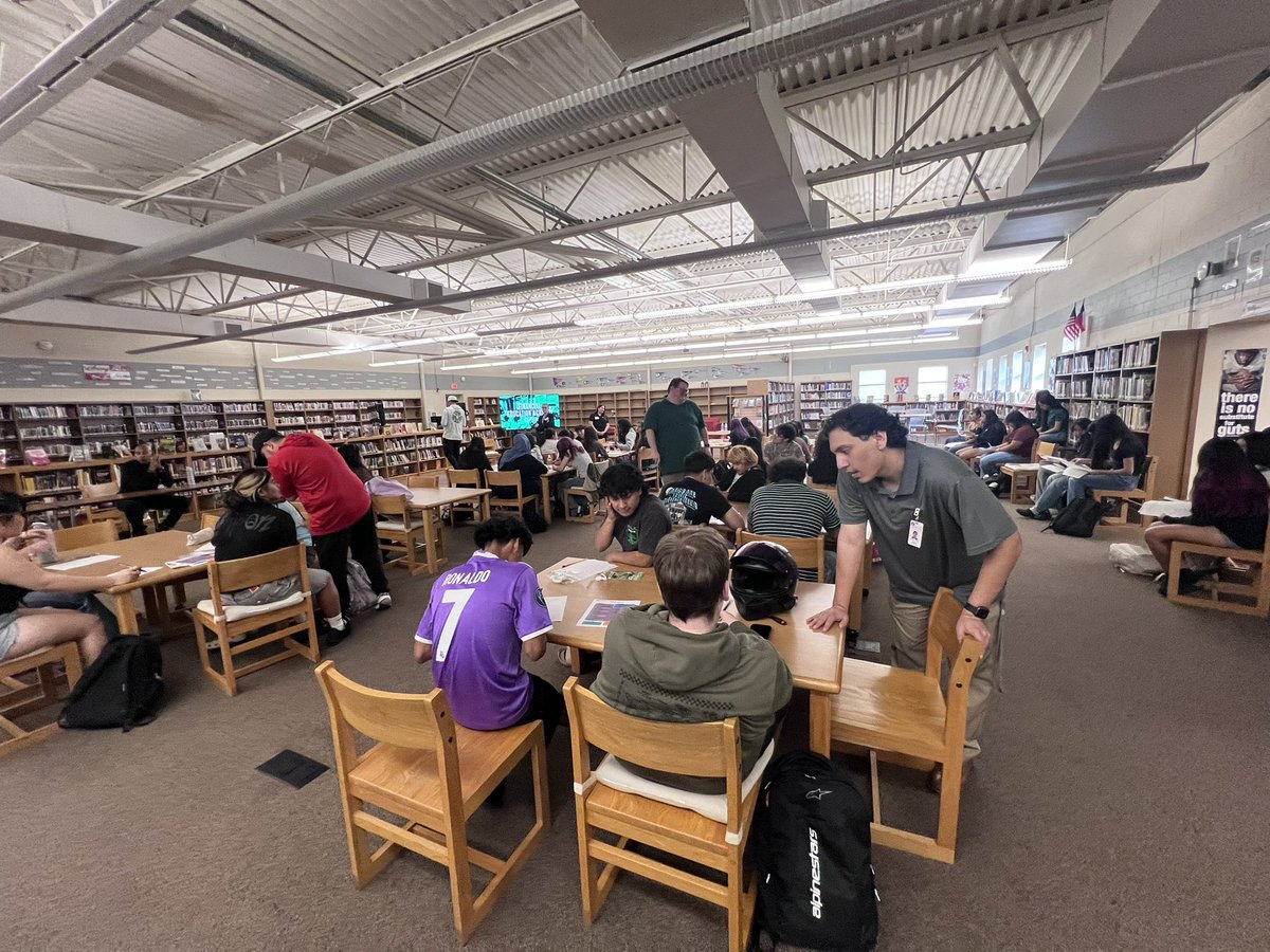 Elias Barahona tweet media