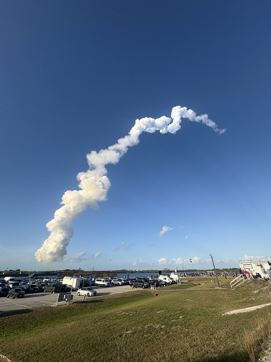 astrogeol's tweet photo. Here are three Artemis II launch images from the KSC press site!
Congratulations to #NASA, the #CSA and all the International partners for a successful start to this historic mission for human spaceflight.
#ArtemisII https://t.co/TFppNhsOmL