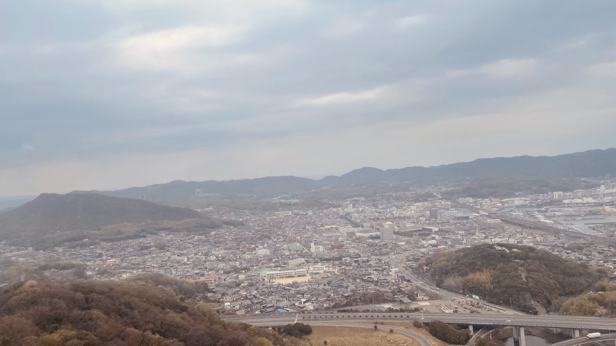 東憂国(あずま ゆうこく) tweet media