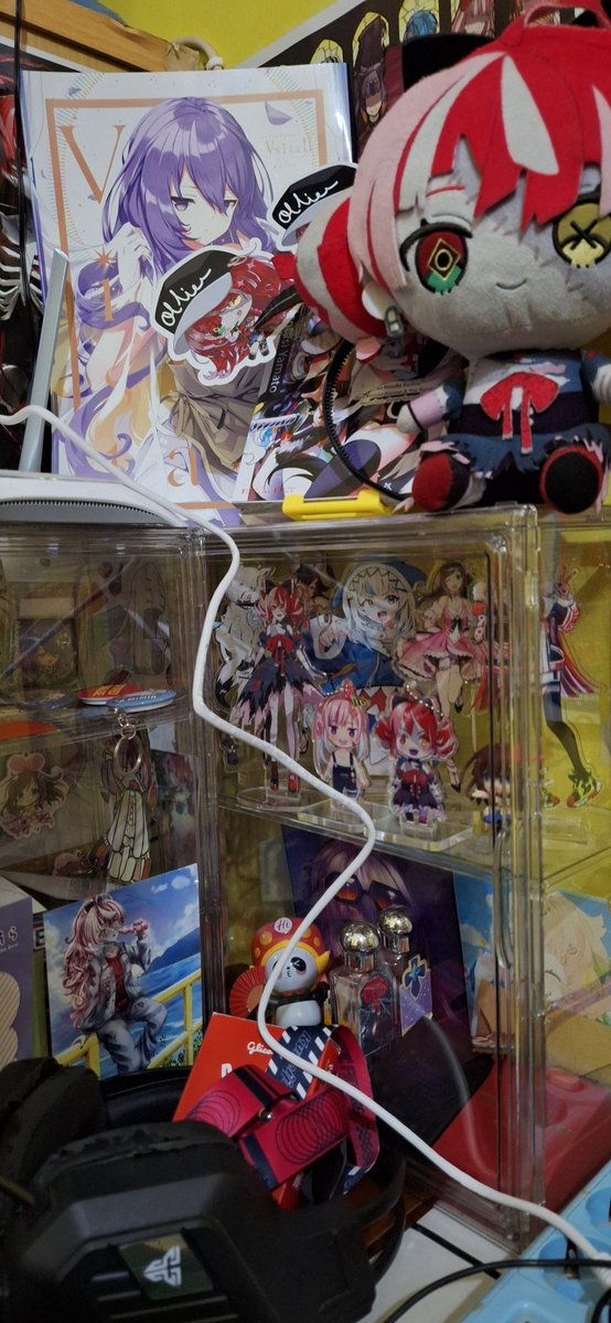 Abimanyu 🧟‍♀️🔮🐻 tweet media