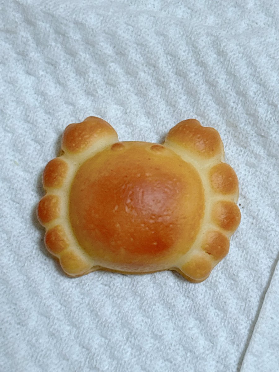 Nonno_aya's tweet photo. カニパン🦀
1年以上ぶり？の新作試作中🦀 https://t.co/GDzAu2xi6j