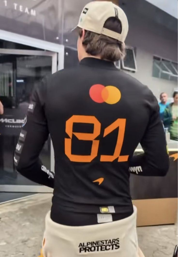 selfolssi ♤ tweet media