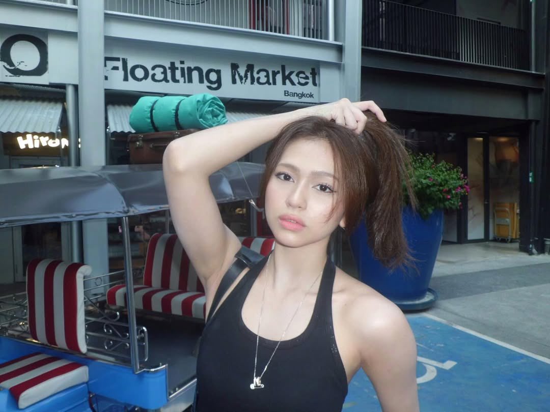 Out Of Context Kathrina tweet media