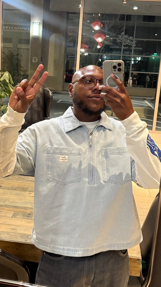 ThatKiddRex's tweet photo. march(ed) back to cali ✨ https://t.co/WIJvkTvKeA