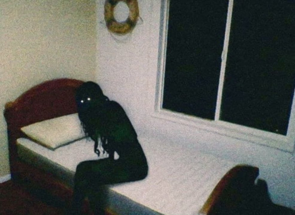 AveCezare tweet media