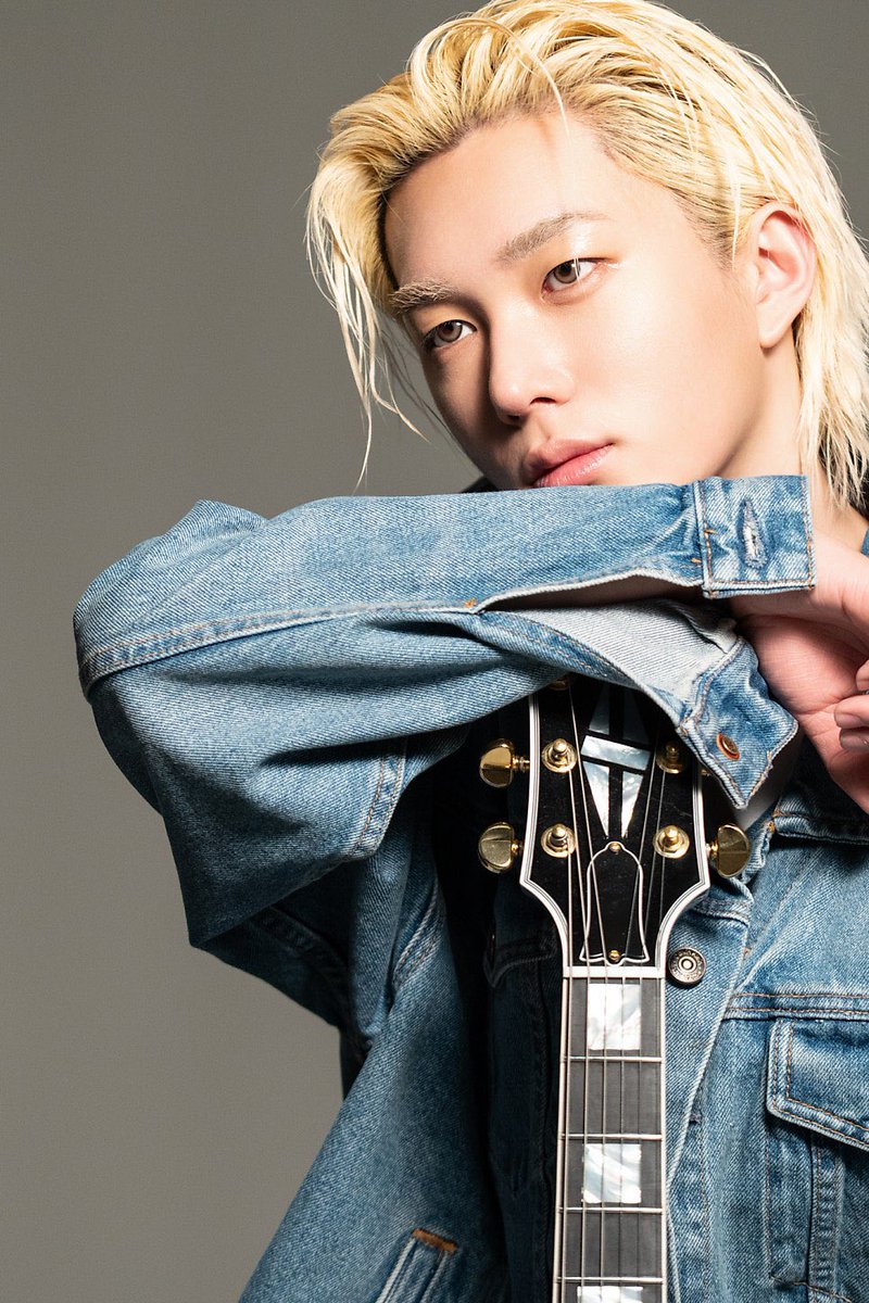 p1h pics tweet media