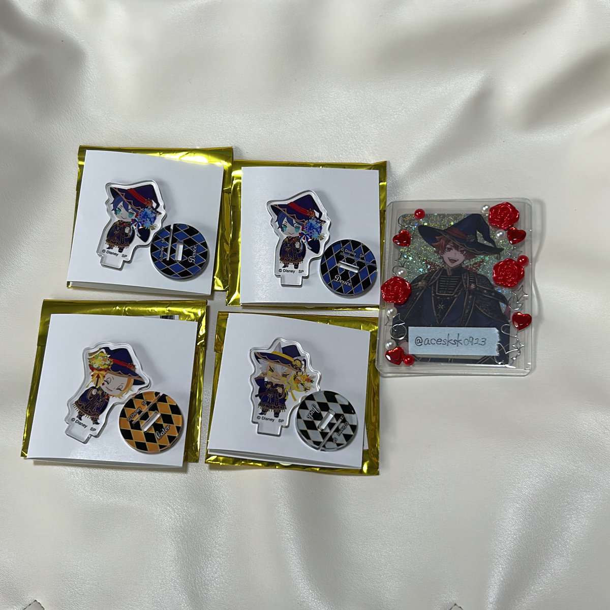 acesksk0923's tweet photo. ツイステ グッズ交換  ブルームバースデー ミニチュアアクリルスタンド
譲▶︎デュース、ジャック、ケイト
求▶︎エース
郵送のみ。
お気軽にお声がけ下さい🙇🏻‍♀️
#ツイステグッズ交換 https://t.co/KTsQoA82hB