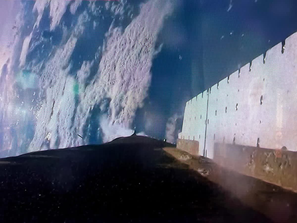 RichardDLewisLA's tweet photo. https://t.co/mKNlr5TBN4
🧑‍🚀👩‍🚀👨‍🚀🧑‍🚀#brave #astronauts #historic #space #moon #mission #orion #artemis #nasa #cape #stars🚀🌒 https://t.co/VUXipnMNQ6