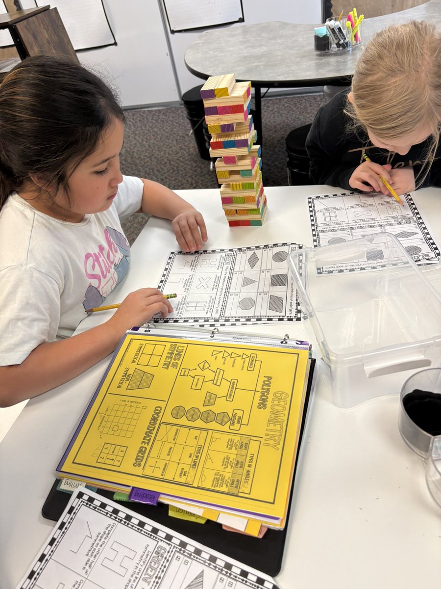 PVWollberg's tweet image. Topple Blocks…with a geometry twist. #pvlearns #mathisfun #mathgames