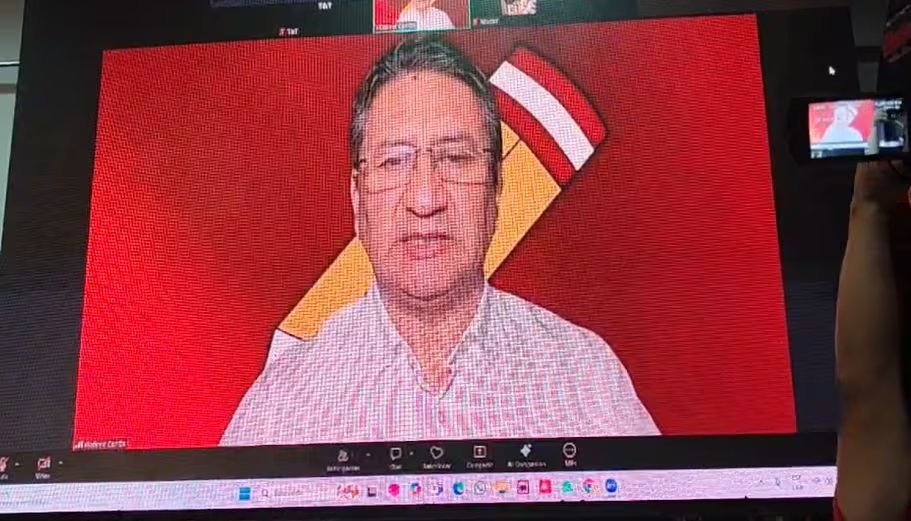 _litosis's tweet photo. La pregunta ciudadana
#debatepresidencialperú https://t.co/jj0bmtpcxZ