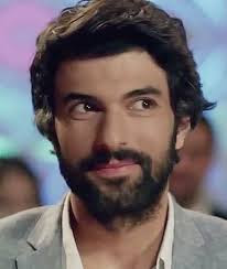 ViviAkyurek tweet media