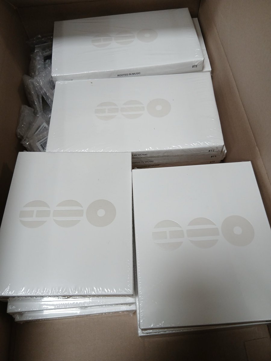 BLUEJAYSHOP tweet media