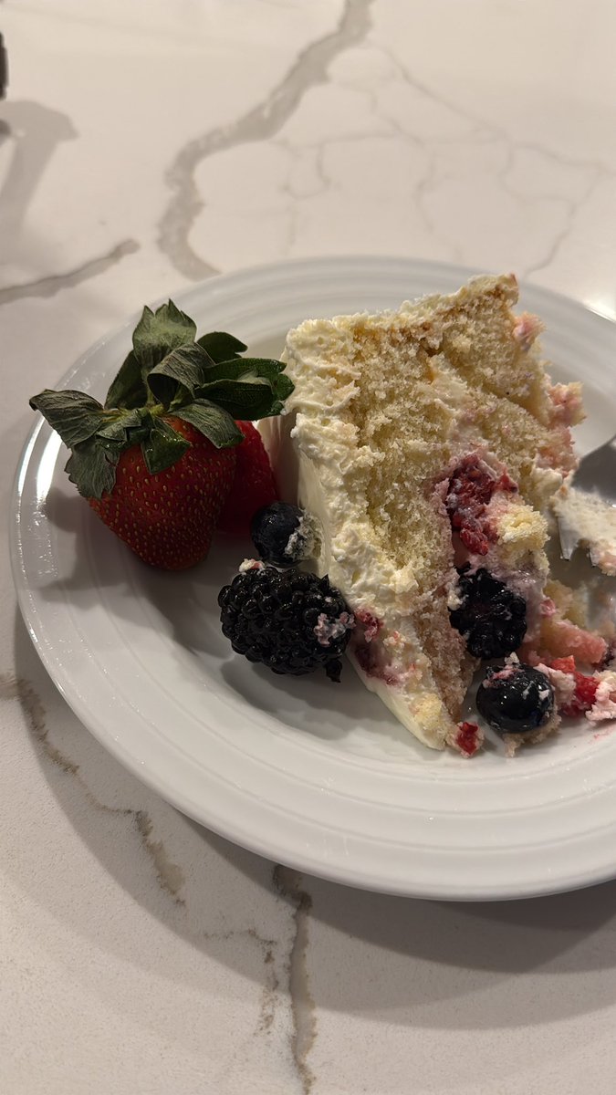 valentyn ˖ ݁♬⋆.˚𝄞 tweet media