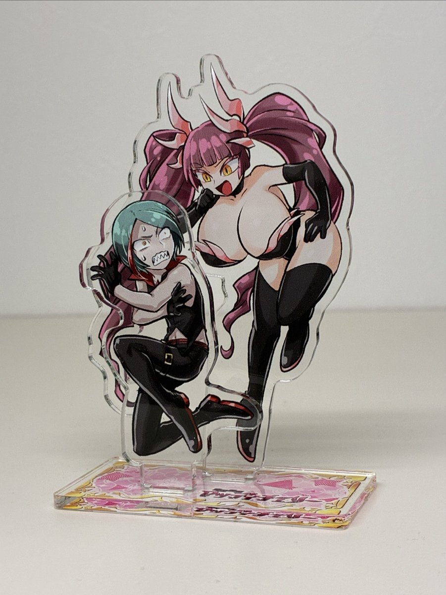 描いていただいたイラストで制作依頼したアクリルジオラマが届きました!
可愛い…レイヤード構成のアクスタ良い…!
#まいどぅーで作ってみた 