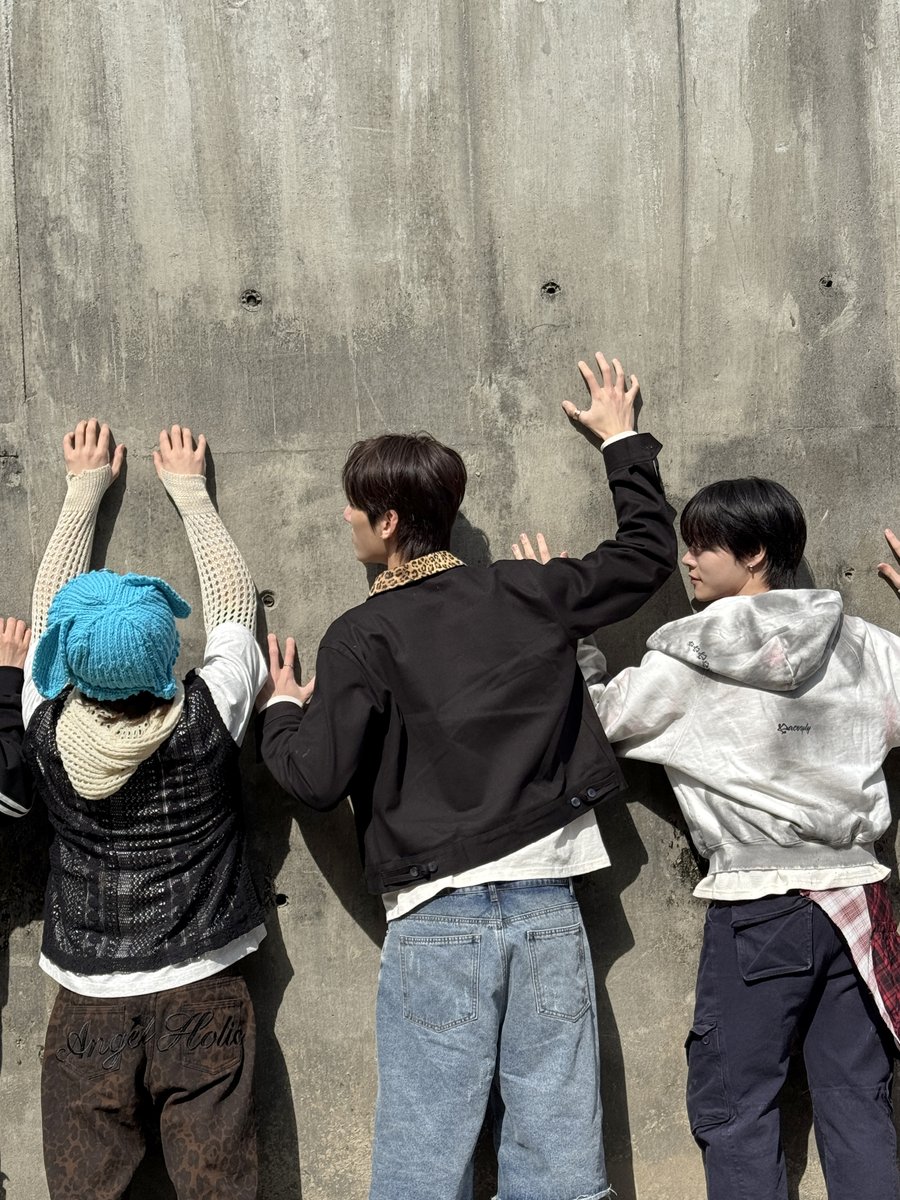 hrtz.wav (하츠웨이브) tweet media