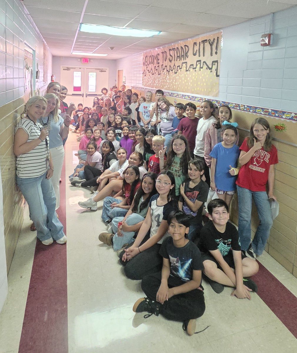 Chi Rocha tweet media