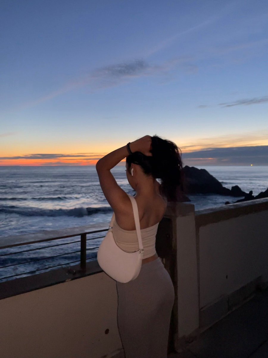 mel ⭐️ tweet media