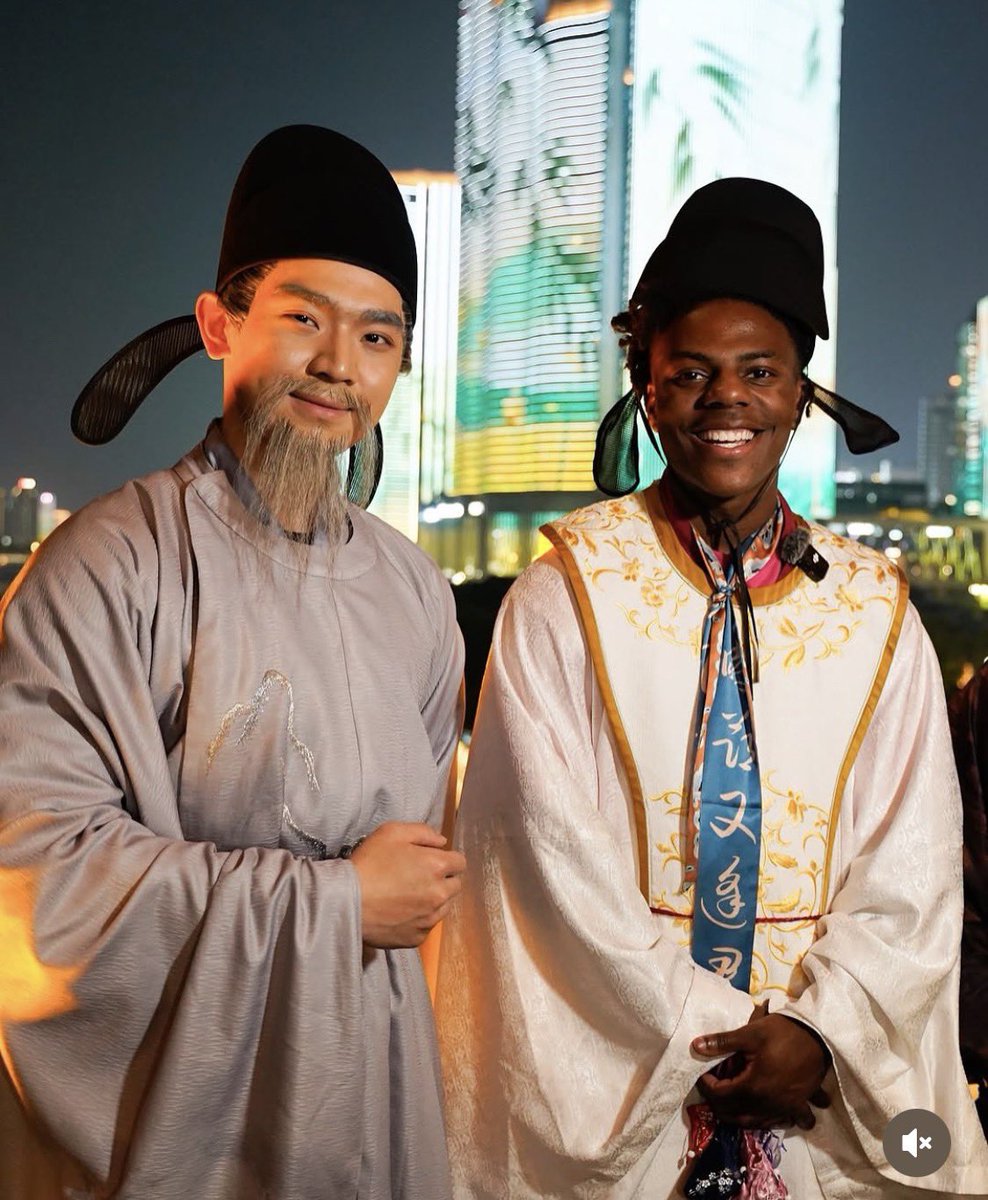 ᵖᵃʳᵒᵈʸ Speed⭐️ tweet media