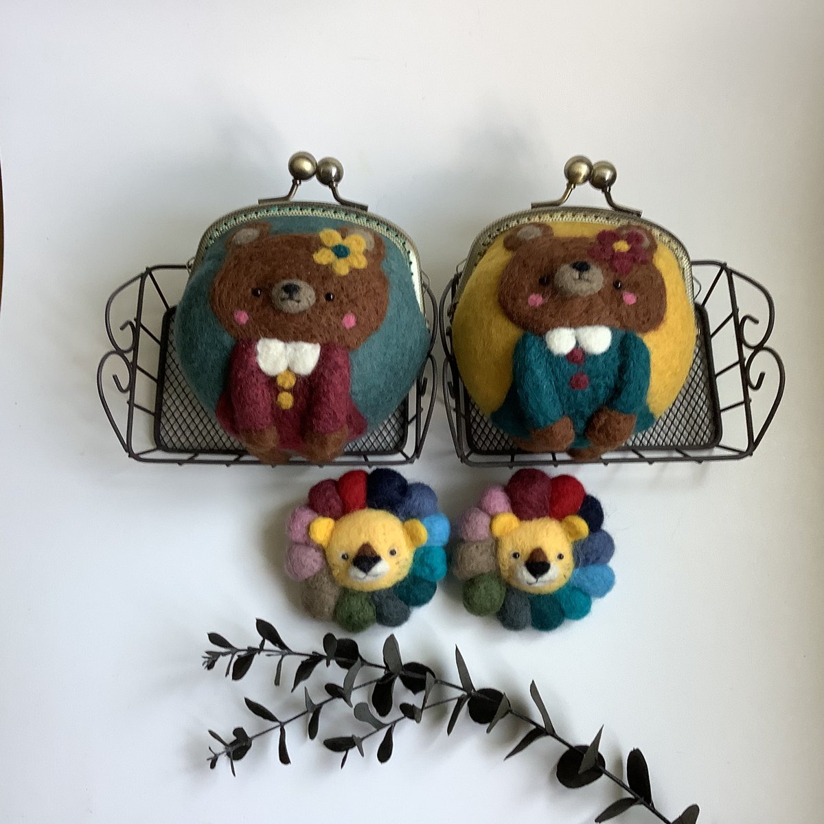 4月になりました🌸
委託＆出店スケジュールです😊

只今開催中✨
#フェイクスイーツパーティ ＆春のクラフトマルシェ
3/28～5/6
 #ハンズ札幌店 さっぽろ東急百貨店8階

 #うめだ手づくり市
4/29～5/5
阪急うめだ うめだスーク

 #てづバ神戸
5/4
神戸国際展示場3号館

よろしくお願いします😊