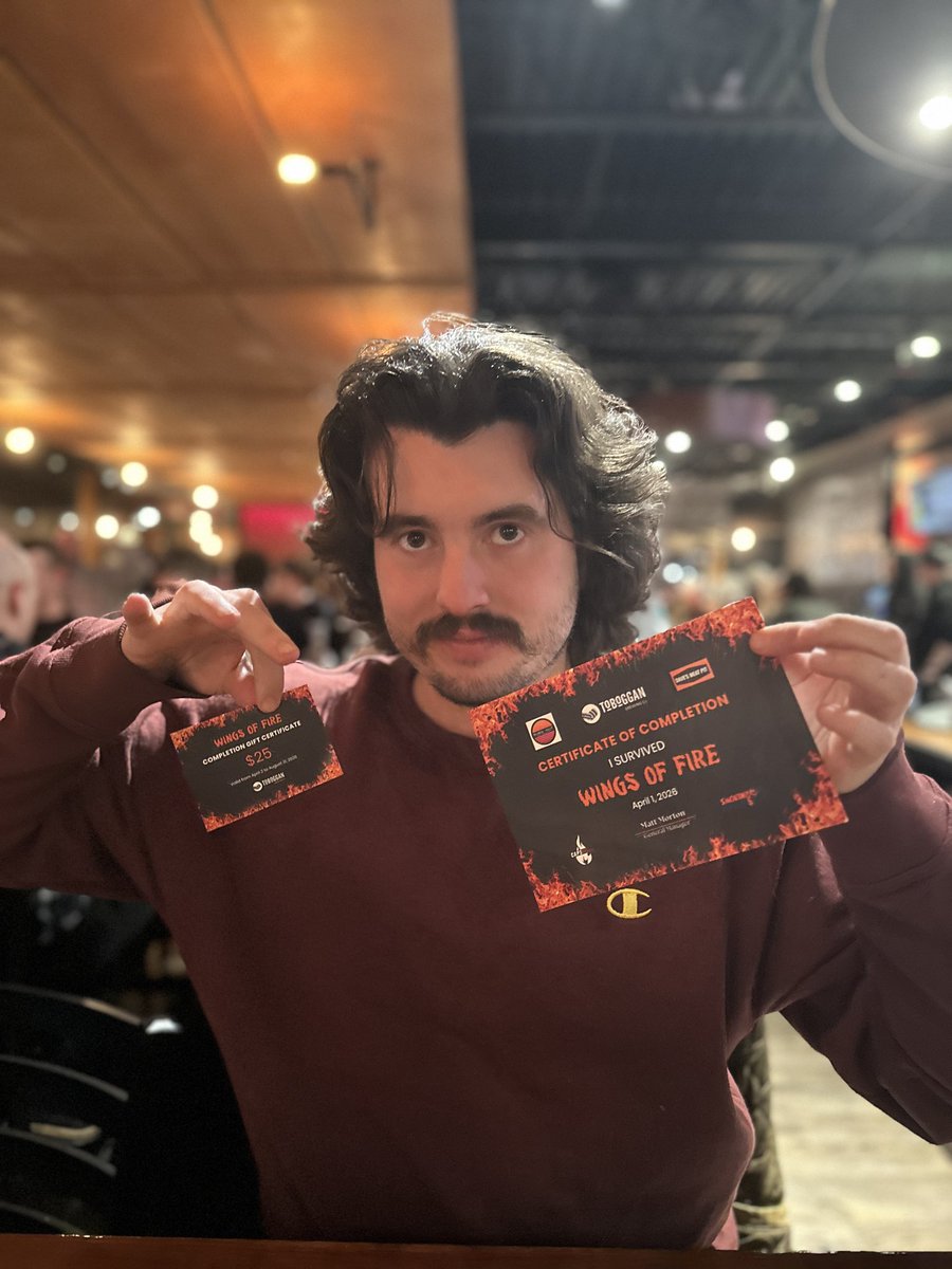SwalesRust's tweet photo. Did my first hot wing challenge https://t.co/lrNqS4o7RY