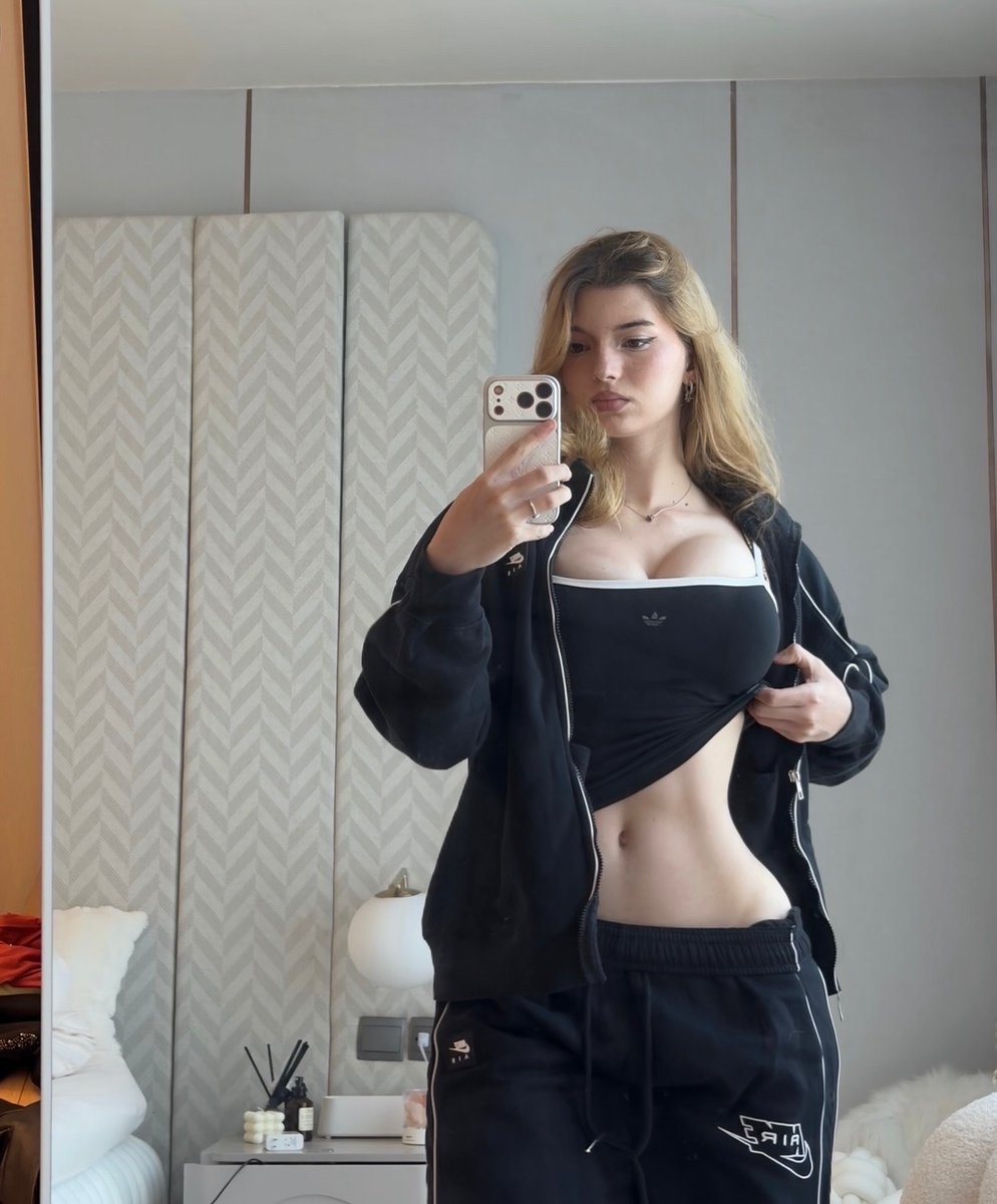 Cherry 💞 tweet media