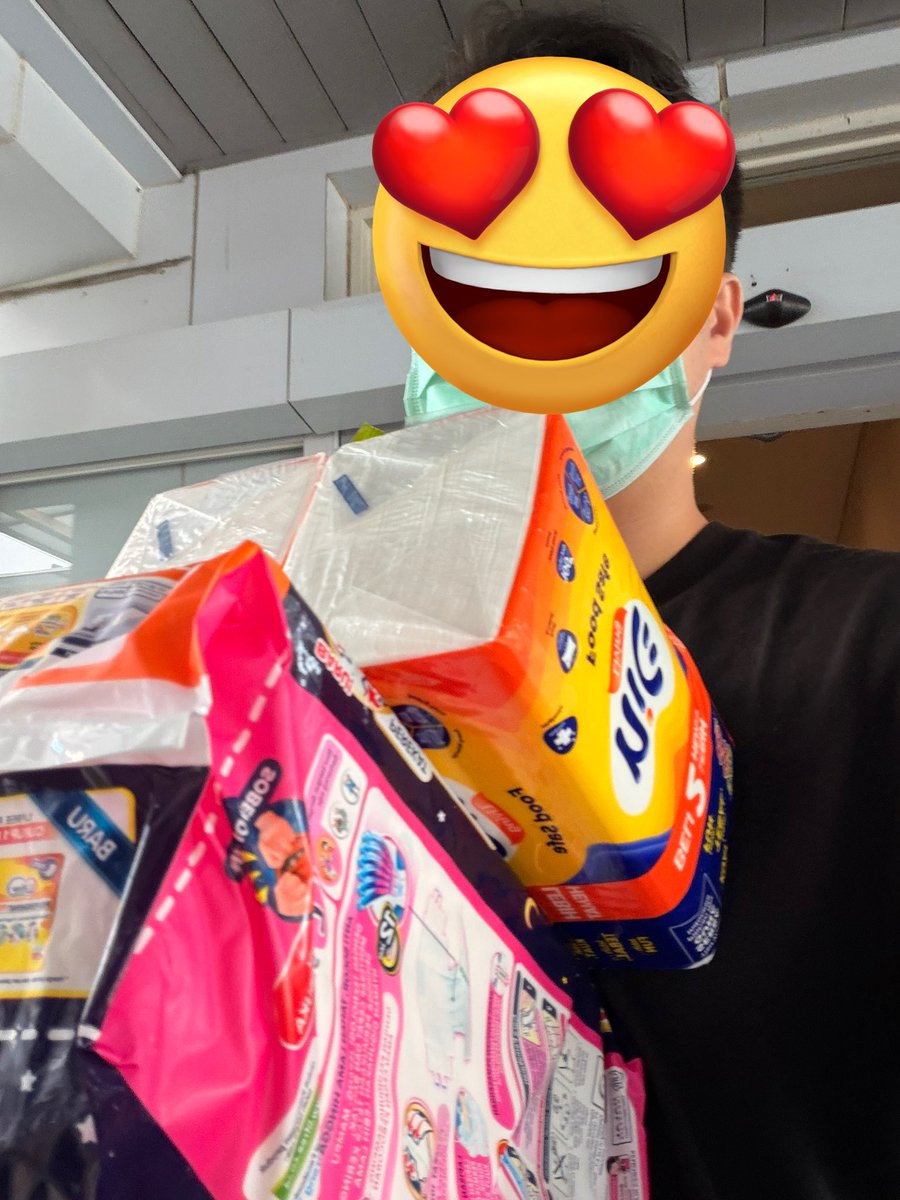 philip🌙 tweet media