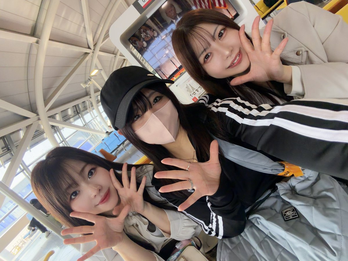 えみ🧸e-maid公式 tweet media