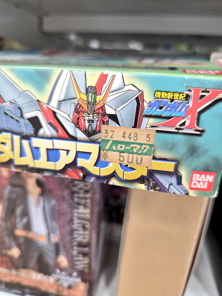 名越ローソン tweet media