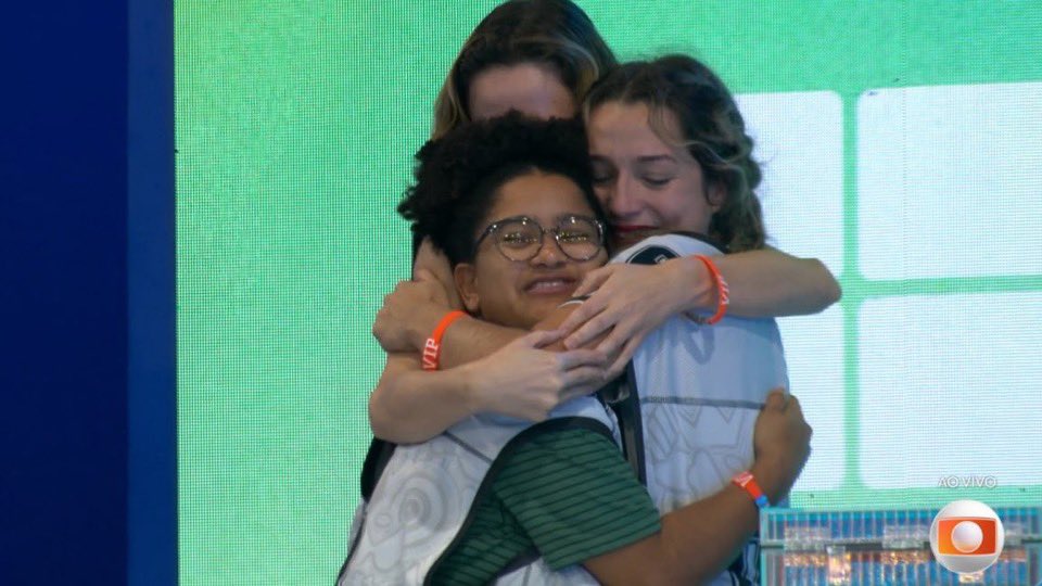 Trouxinha tweet media