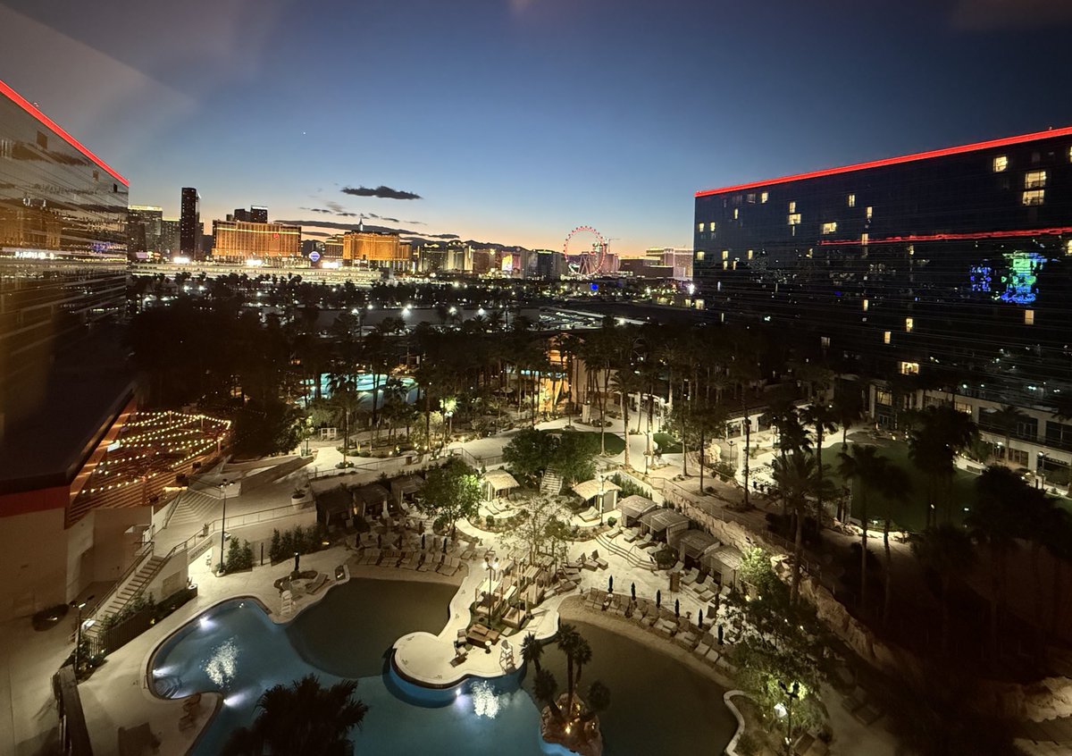 💜Phoenix💜⁷ tweet media