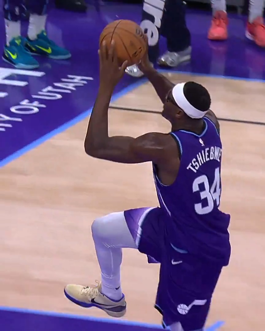 the steal 🤌
the dime 🤌
the 𝐃𝐔𝐍𝐊 🤌