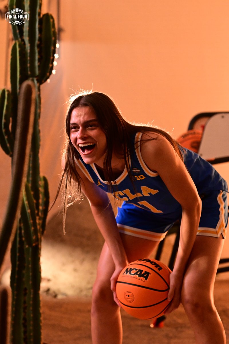 NCAA March Madness tweet media