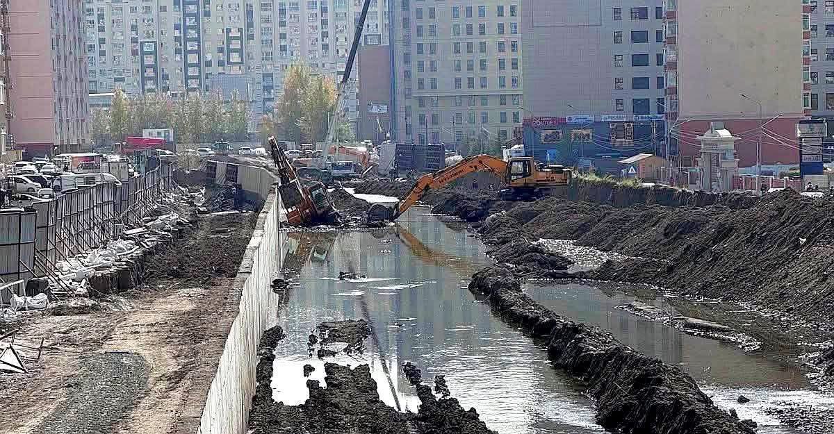 B.Lyankhua tweet media