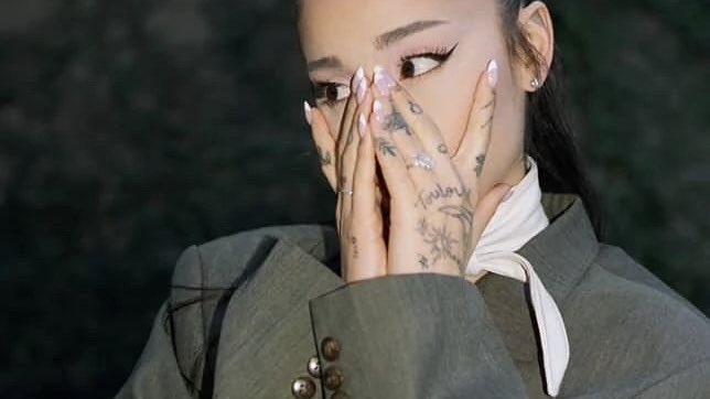 nova 𑣿 tweet media