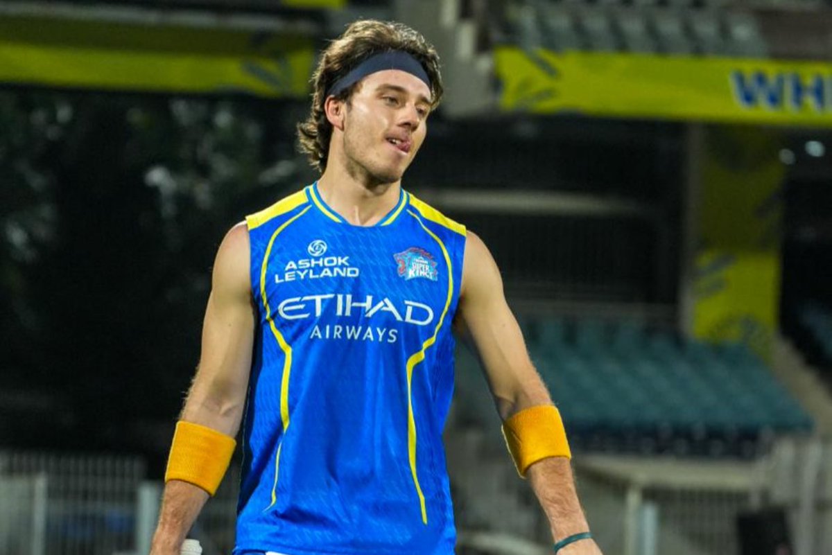 GOOD NEWS FOR CSK 💛 

- Dewald Brevis in the practice session and getting ready for IPL 2026.