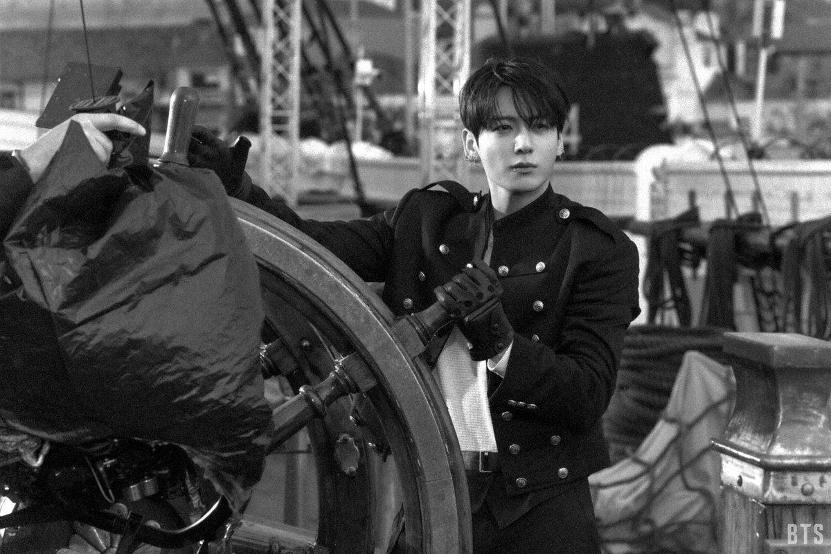 Elang J. tweet media