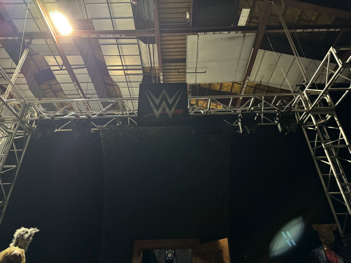 EvilTakesRoot tweet media