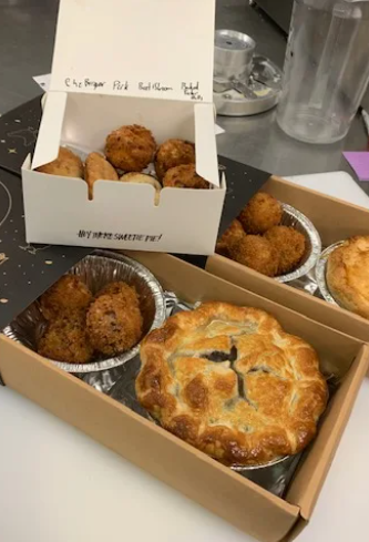 Sencai20252's tweet image. 📸 Real client feedback: our paper boxes &amp;amp; bags used across food, retail &amp;amp; gifting—built for durability, clean printing &amp;amp; efficient packing.

📩 cynthia@sencaiprinting.com

🌐 sencaiprinting.com

#fuzhousencai #custompackaging #paperpackaging #retailpackaging #foodpackaging