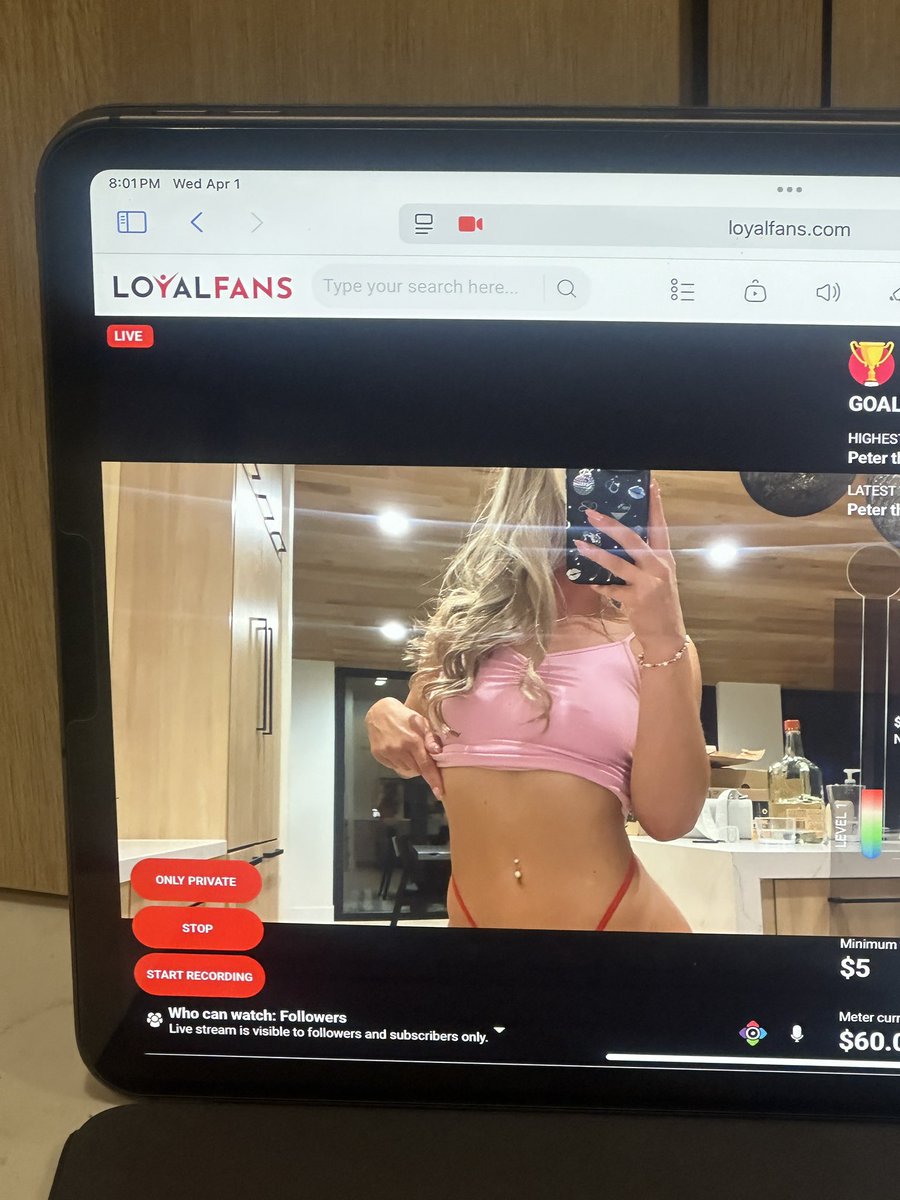 thelordlexie's tweet photo. live with my bestie https://t.co/JjD1uwxNHK