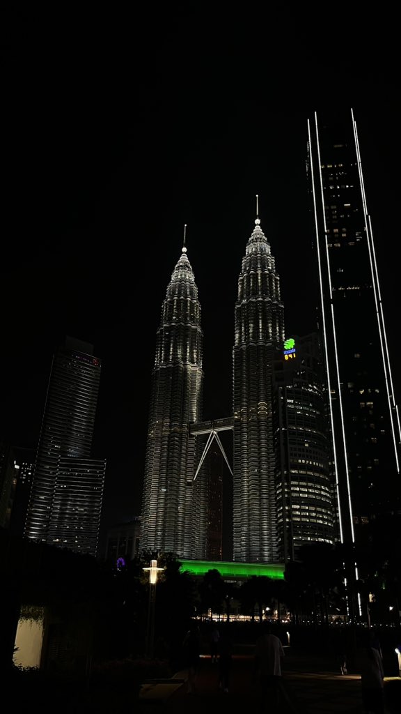 beep boop tweet media