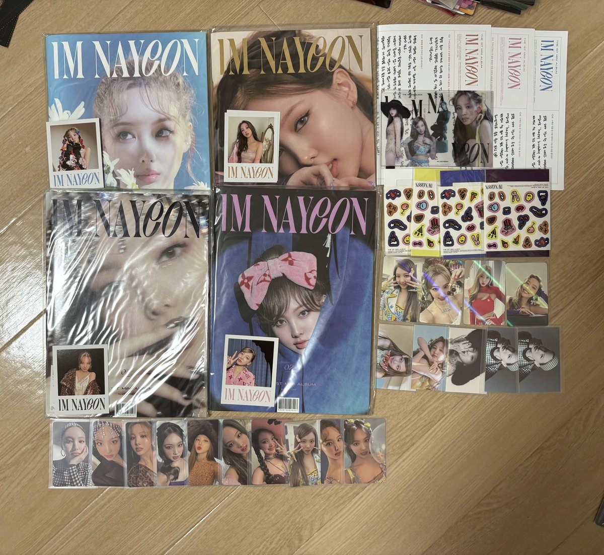 とまと tweet media