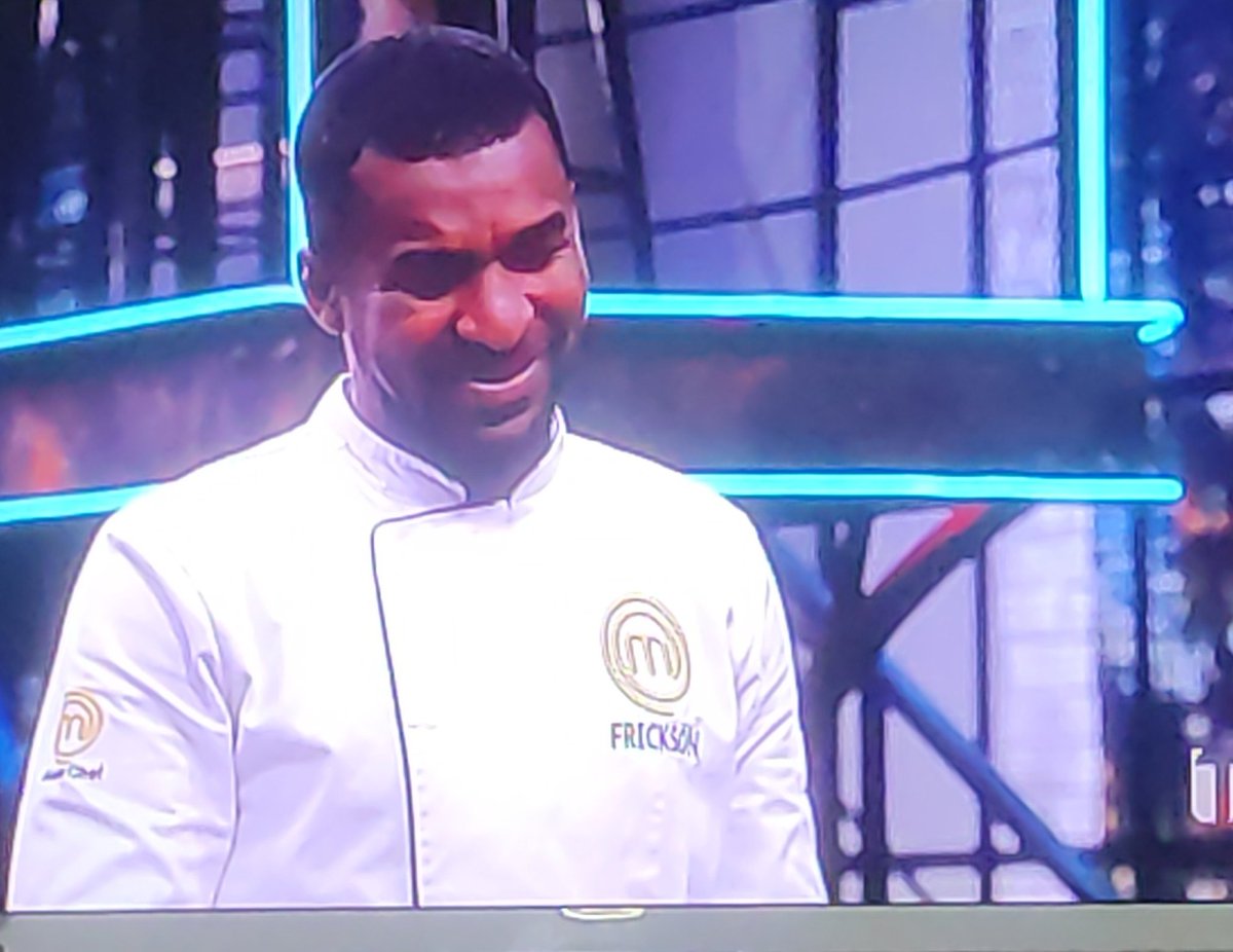 ArielTÓteles tweet media