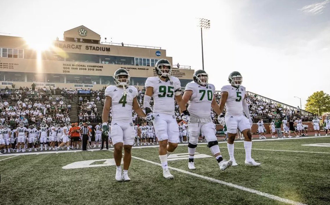 TyLige3's tweet photo. After a great talk with @CoachBostNW I am very grateful to receive an offer from NorthWest Missouri State
@CoachAdamCruz1 @SLUHfootball 
@NWMOSTATE @Dawavykoach @jmychalgrau @AllenTrieu @JPRockMO @6starfootballMO @DemetricDWarren https://t.co/Cw5ophfTv7