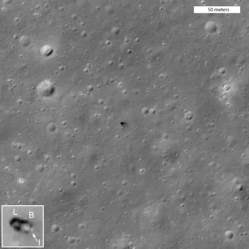 ultimadragons's tweet photo. Latest #UltimaDragons club news! The next #UDIC get-together will be held around @RichardGarriott 's property on the Moon. Navigational star charts will be provided for FREE to the first 50 participants. Must provide own transportation. Vacuum suits and phazors recommended. https://t.co/xqhwT6Et0p