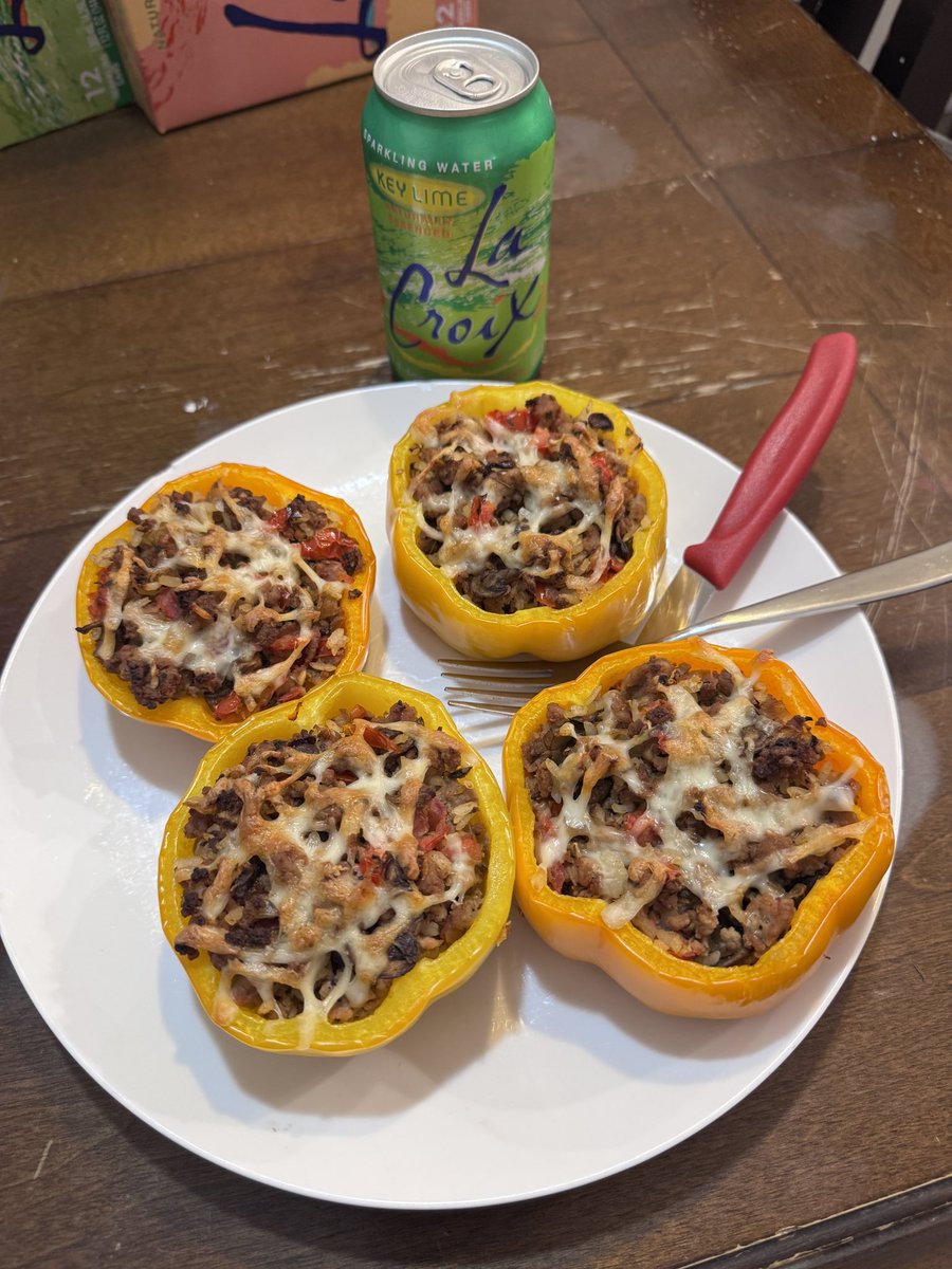 Tiny | B tweet media