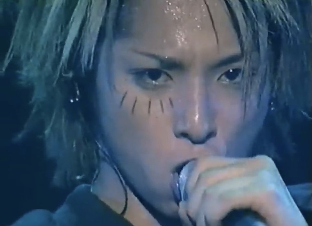 𝐌🌙 tweet media