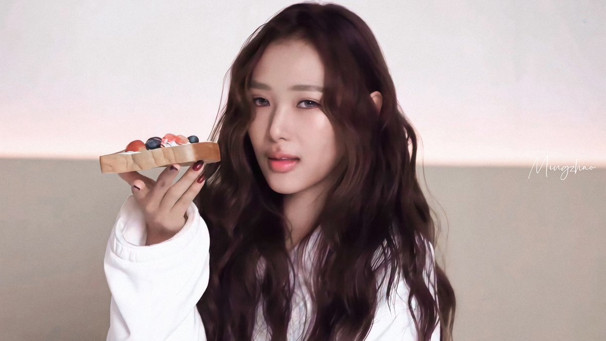 Vertex_y tweet media