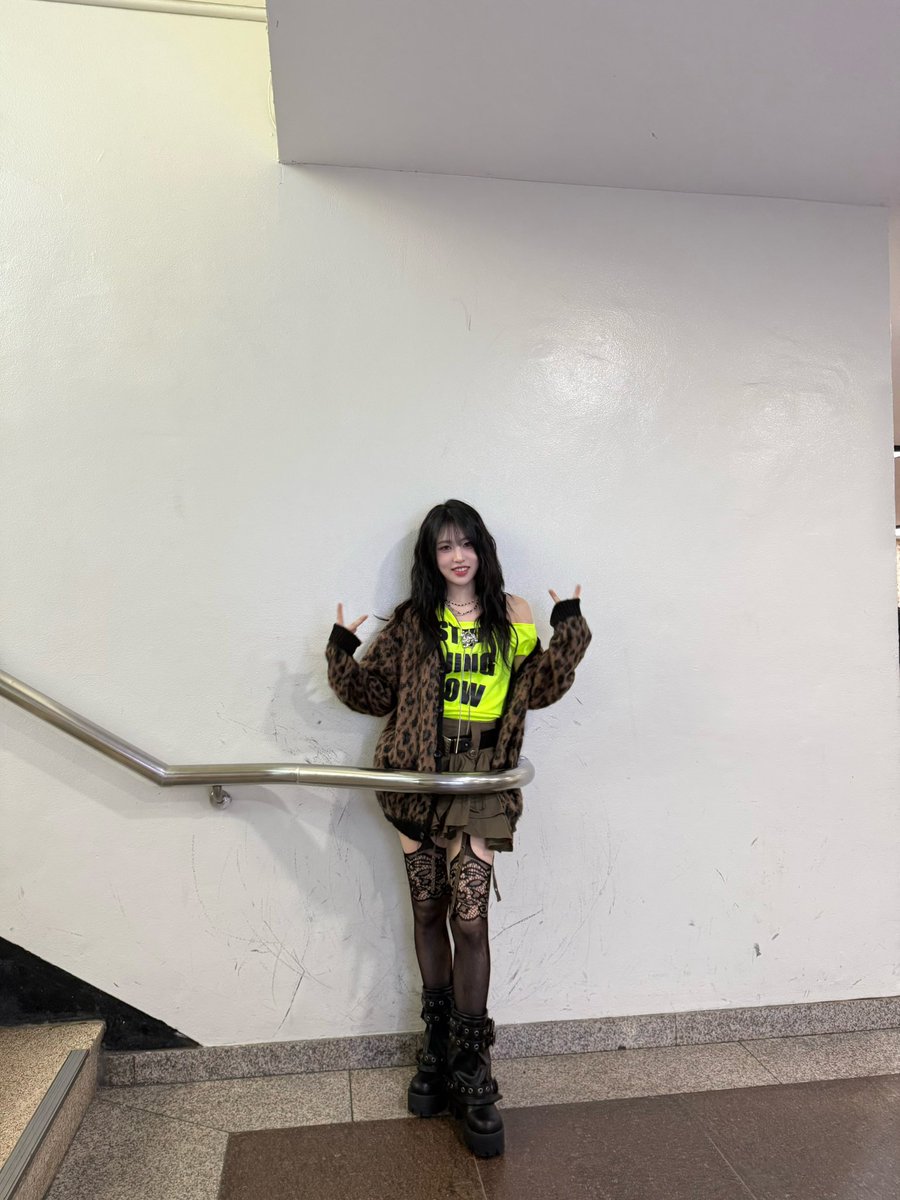 희연 HEE YEON tweet media